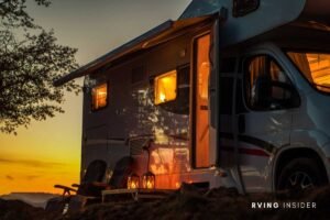How Much Electricity Does a 50 Amp Rv Use Per Month