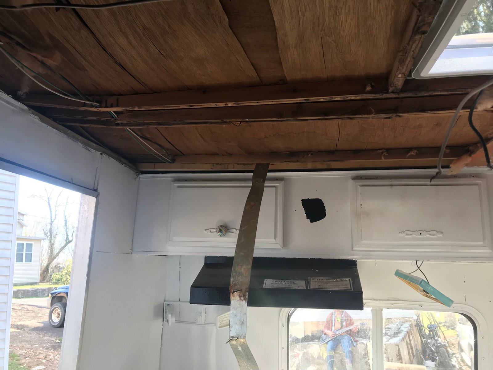 How to Repair Ripples in Rv Ceiling